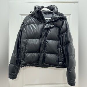 Aritzia Super Puff Jacket
